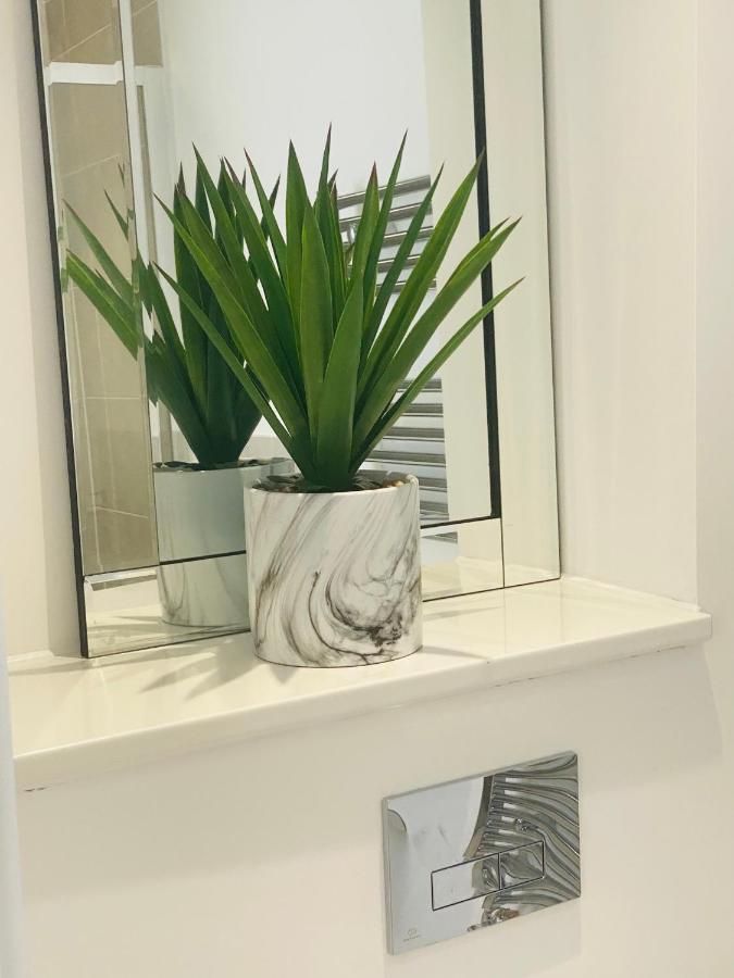 Stylish New Built Hospedagem domiciliar Manchester